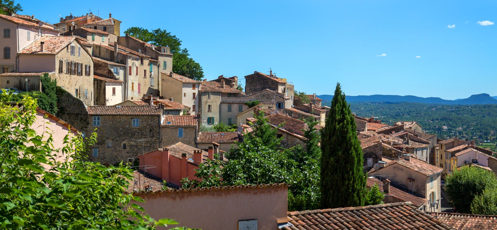 Pays de Fayence villages perchés Provence location saisonnière Airbnb