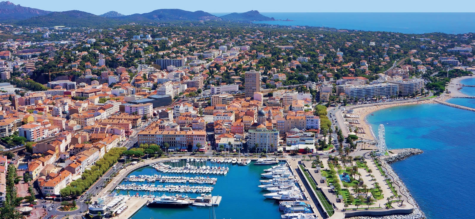 Saint-Raphaël station balnéaire Var Estérel conciergerie Airbnb location saisonnière